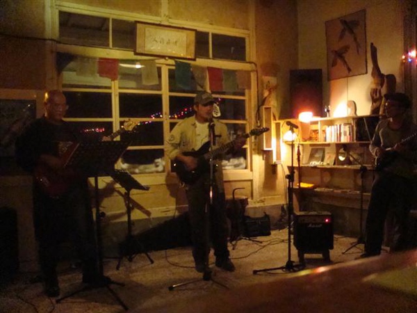 DSC01261 (Small).JPG DSC01261 (Small).JPG