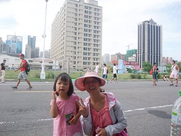 怕頑皮豹的小妹妹 怕頑皮豹的小妹妹