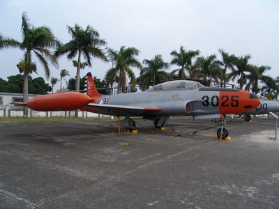 T-33A 射星式噴射教練機 Shootstar T-33A 射星式噴射教練機 Shootstar