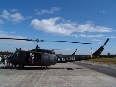 UH-1H 運輸直升機 UH-1H 運輸直升機