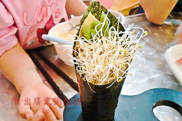 20110604-2011-06-04 12.24.52.jpg 20110604-2011-06-04 12.24.52.jpg