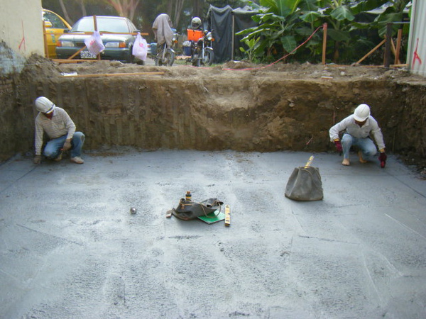 基礎鋼筋01.jpg 基礎鋼筋01.jpg