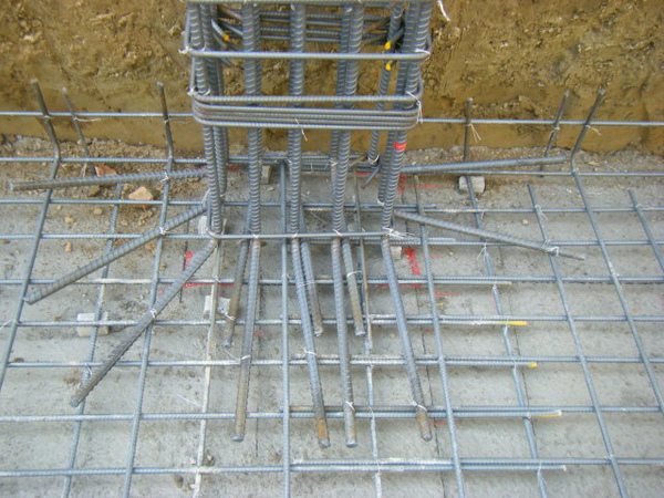基礎鋼筋12.jpg 基礎鋼筋12.jpg