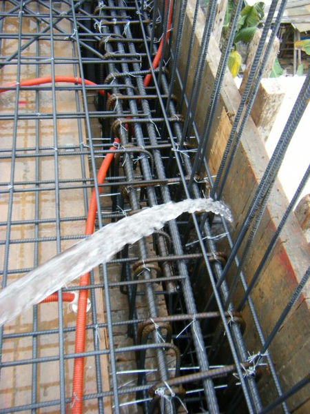 091230-二樓頂板灌漿04