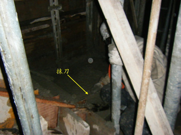 091230-二樓頂板灌漿21