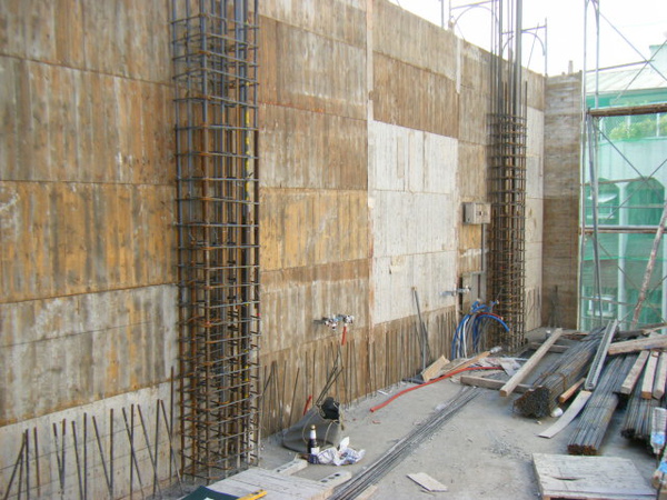 100104-二樓養護5及三樓外模組立10