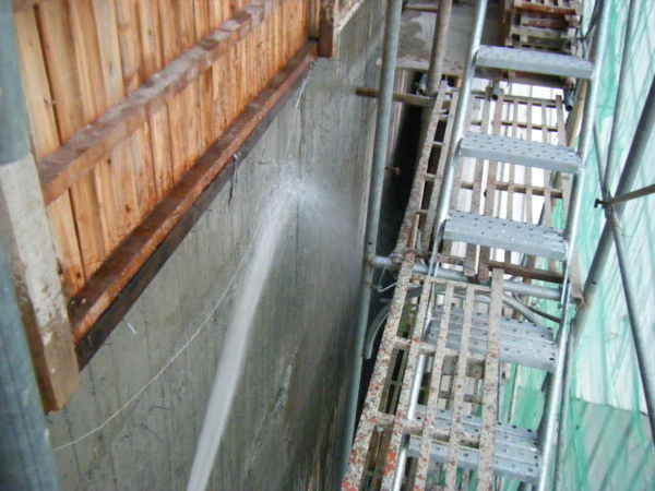 100104-二樓養護5及三樓外模組立14