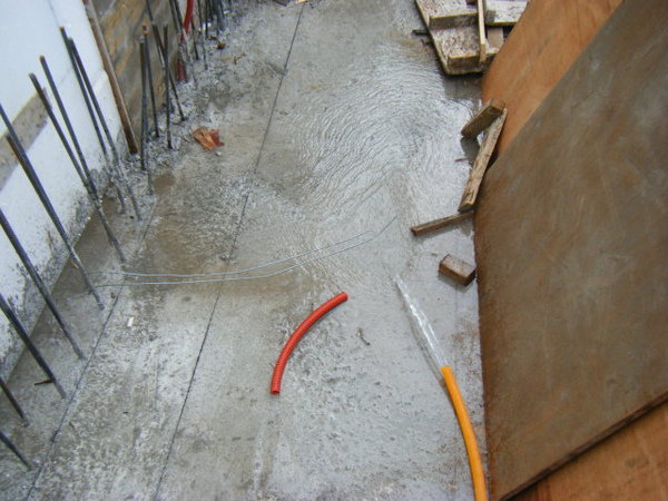 100106-二樓養護7及三樓牆壁鋼筋水電作業01 100106-二樓養護7及三樓牆壁鋼筋水電作業01