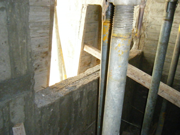 100122三樓養護2及拆除側模05 100122三樓養護2及拆除側模05