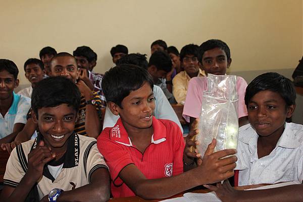 anikal1.jpg anikal1.jpg