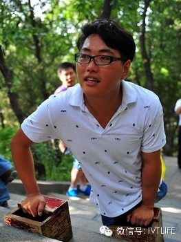 1740067gybfgv7fg4b8fvy