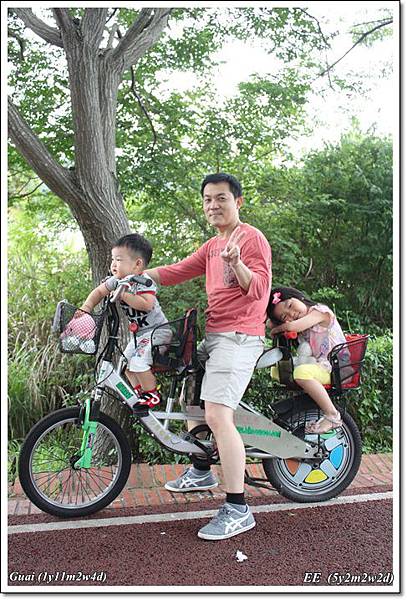 父子女單車.JPG 父子女單車.JPG