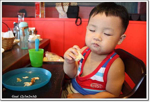 第一天畫畫完吃pizza.JPG 第一天畫畫完吃pizza.JPG