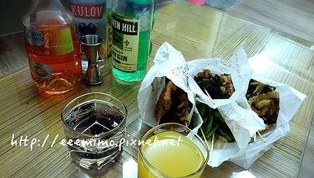 2014-08-19-11-00-23_deco