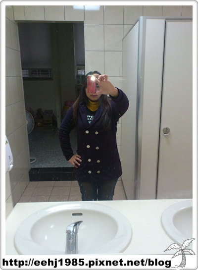 。上質暖感,雙排扣造型長版棉質內刷毛連帽外套-紫色。 。上質暖感,雙排扣造型長版棉質內刷毛連帽外套-紫色。