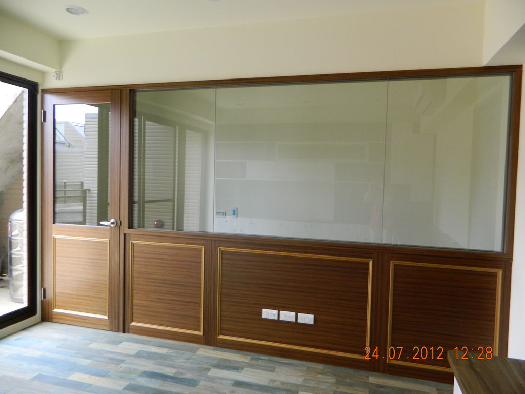 玻璃造型隔間牆