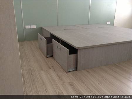 員林-主臥收納床2