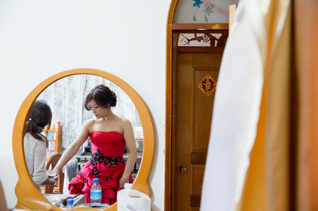 【桃園婚攝 | 海王城海鮮餐廳】 弘居 瑾寧 婚禮紀錄 By 阿斌師,桃園婚攝,桃園婚禮紀錄,婚攝尹林婚禮,婚攝阿斌師,婚禮紀錄,婚禮錄影,北部婚攝,專業婚攝,專業婚禮紀錄,優質婚攝,口碑婚攝,定婚,海王城,午宴,2014-11-29-09h29m56.jpg 【桃園婚攝 | 海王城海鮮餐廳】 弘居 瑾寧 婚禮紀錄 By 阿斌師,桃園婚攝,桃園婚禮紀錄,婚攝尹林婚禮,婚攝阿斌師,婚禮紀錄,婚禮錄影,北部婚攝,專業婚攝,專業婚禮紀錄,優質婚攝,口碑婚攝,定婚,海王城,午宴,2014-11-29-09h29m56.jpg