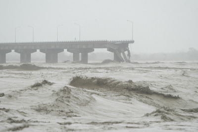 莫拉克颱風-斷橋