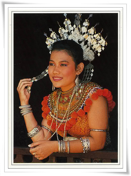 lban girl.jpg lban girl.jpg