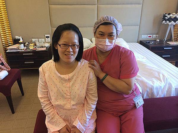 吳姓產婦很感激愛麗生產後護理之家人員的危機處理 吳姓產婦很感激愛麗生產後護理之家人員的危機處理