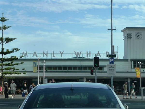 Manly ferry wharf.JPG