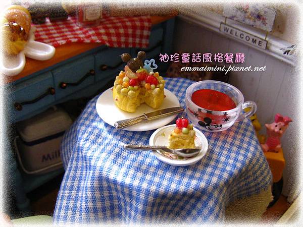 袖珍餐廳(田園蜜語改造)6-餐桌上的下午茶大碗甜湯與蛋糕 袖珍餐廳(田園蜜語改造)6-餐桌上的下午茶大碗甜湯與蛋糕