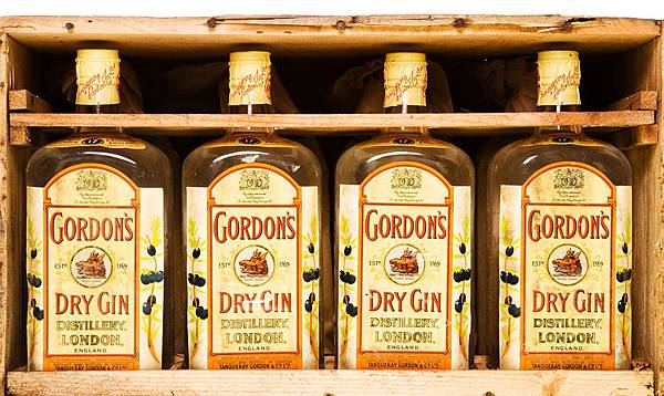 gordons-gin-timeline_bg.jpg gordons-gin-timeline_bg.jpg