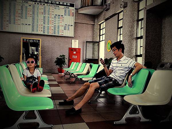 C360_2012-09-13-12-47-13發呆