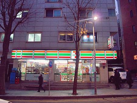 <EXO's Showtime> 第3集取景地:新沙洞林蔭道