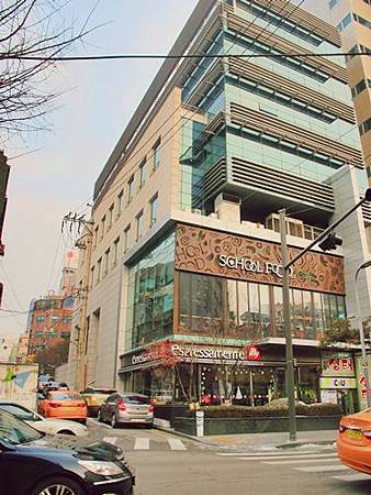 <EXO's Showtime> 第8+12集取景地:新沙洞林蔭道