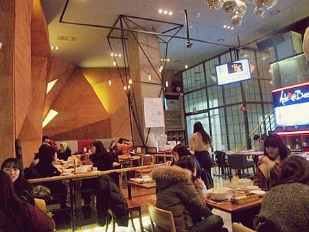 <EXO's Showtime> 第8和12集取景地:School Food