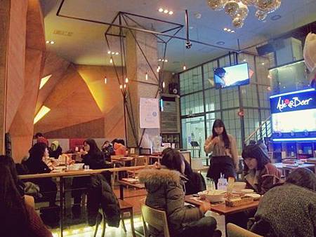 <EXO's Showtime> 第8和12集取景地:School Food