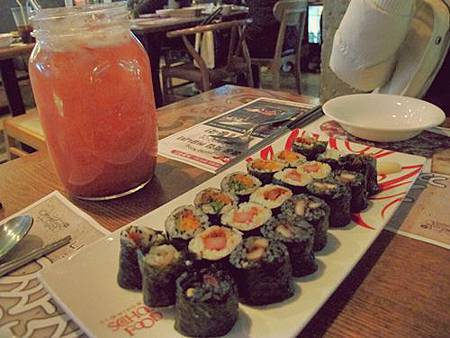 <EXO's Showtime> 第8和12集取景地:School Food