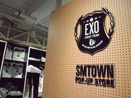 SMTOWN Pop-up Store