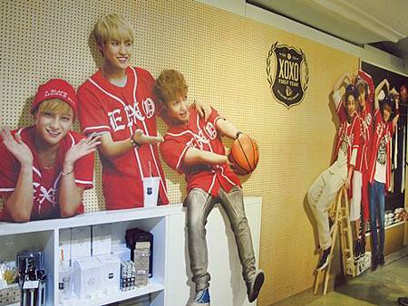 SMTOWN Pop-up Store