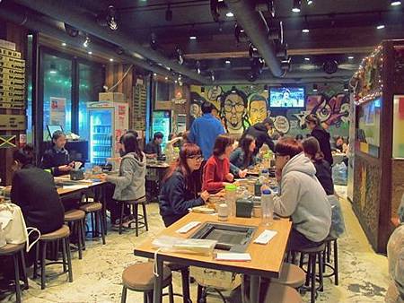 <EXO's Showtime> 第2集取景地:哈哈的八字烤腸