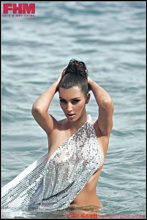 kim-kardashian-bikini-fhm-south-africa-04.jpg