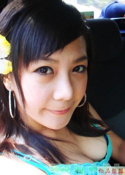 大溝甜美正妹‏