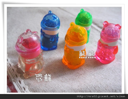 恐龍與熊熊.JPG 恐龍與熊熊.JPG