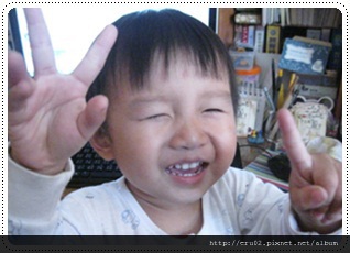 寶寶弟笑瞇瞇.JPG
