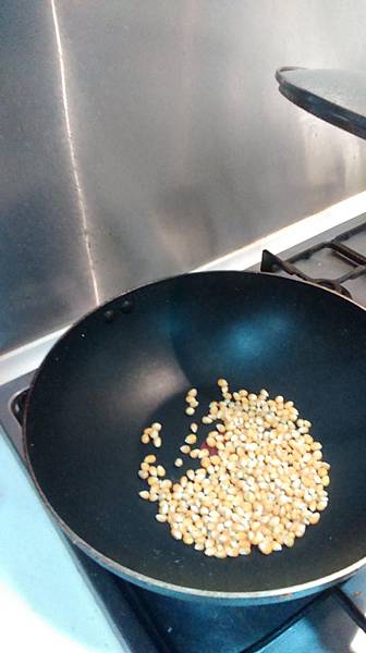 小孩自製手工爆米花 小孩自製手工爆米花