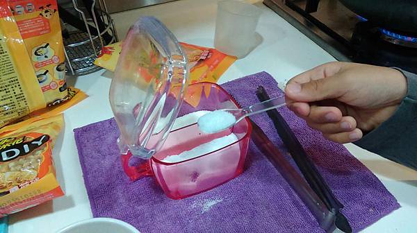 小孩自製手工爆米花 小孩自製手工爆米花