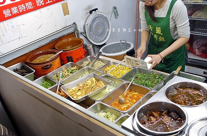 4 牙籤焢肉飯（食尚玩家浩子的心靈饗宴焢肉飯）.jpg