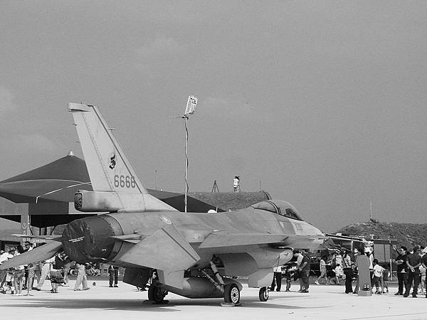 F-16 Fighting Falcon