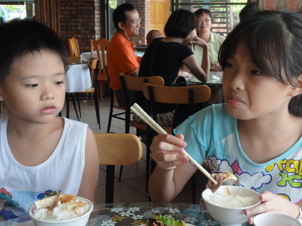 DSC05634_compressed.jpg DSC05634_compressed.jpg