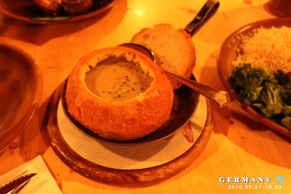 day01_17.jpg day01_17.jpg