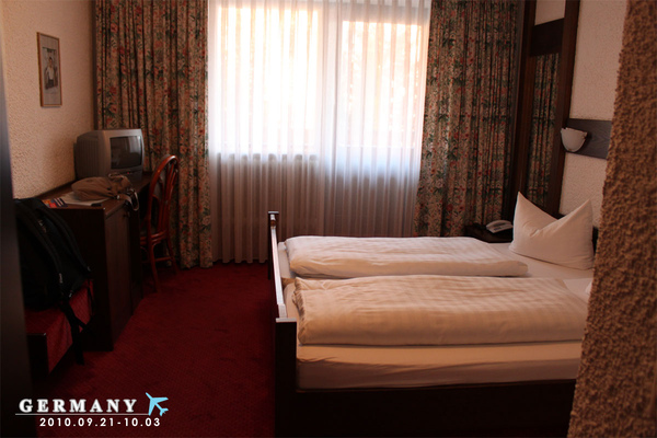 day01_10.jpg day01_10.jpg