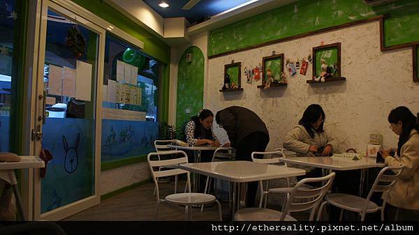 大門入內 大門入內