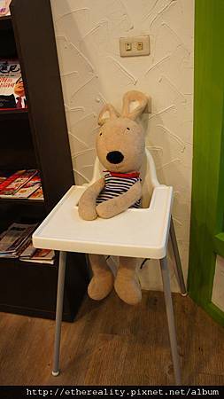 守門兔寶寶 守門兔寶寶